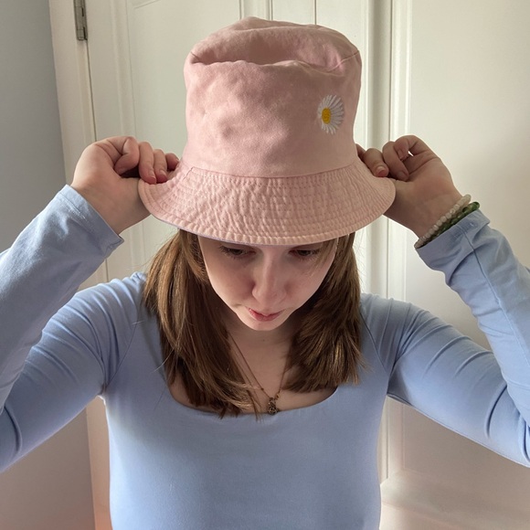 Reversible bucket hat - Picture 4 of 4